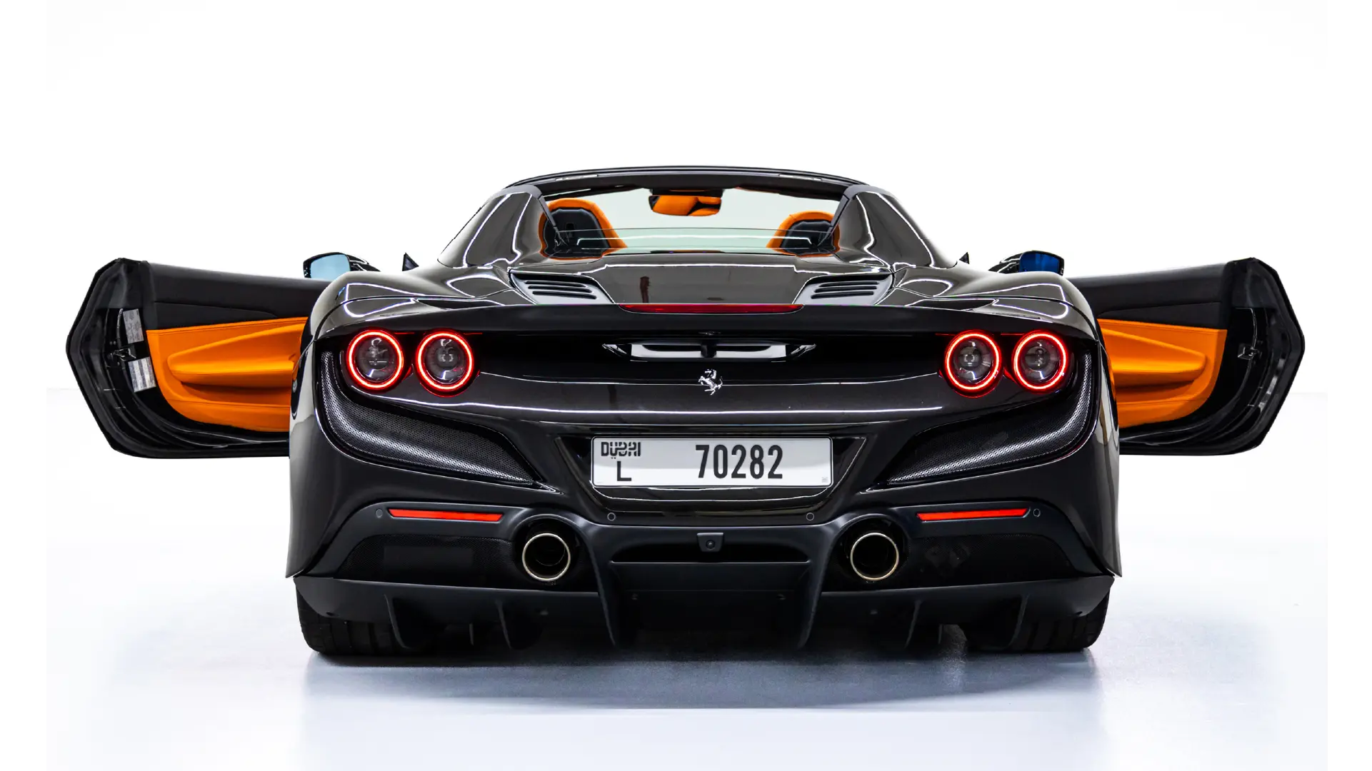 Ferrari F8 Spider - View 2