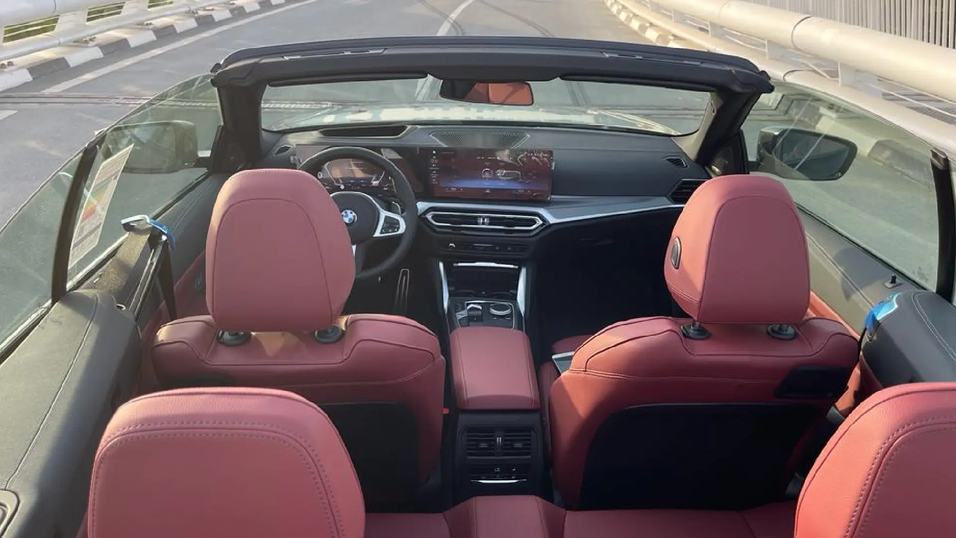 BMW 420i Convertible - View 2