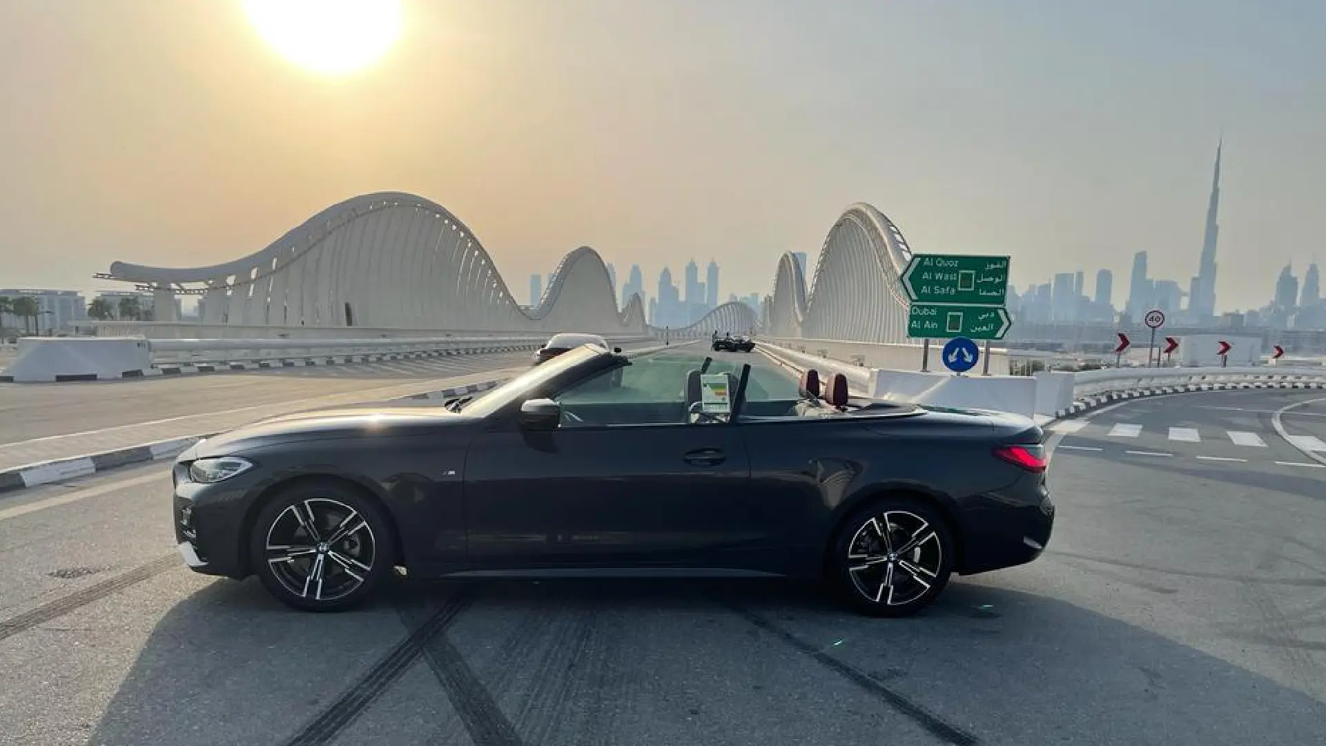 BMW 420i Convertible - View 2